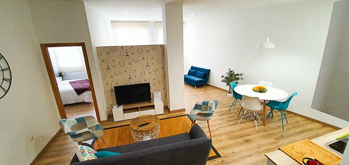 Apartamentos Antares 2 Milladoiro Exteriör bild