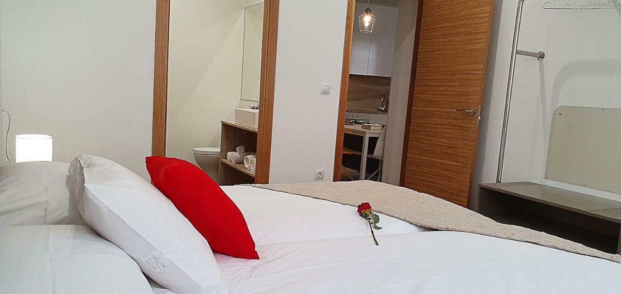 Apartamentos Antares 2 Milladoiro Exteriör bild